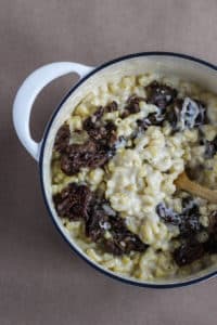 cooking-oxtail-mac-and-cheese