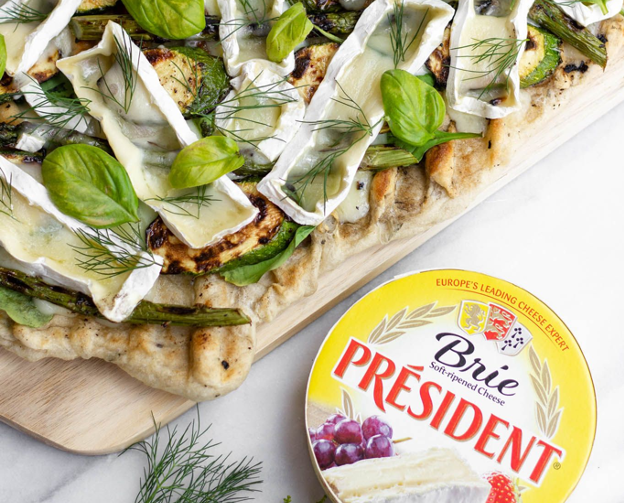 president-cheese-farmers-market-brie-pizza